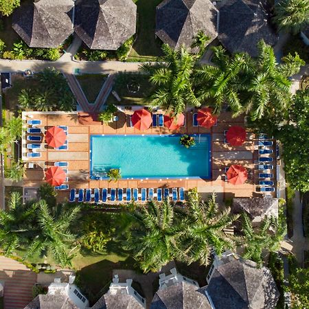 רנאוויי ביי Royal Decameron Club Caribbean Resort מראה חיצוני תמונה